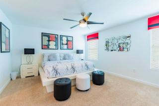 6BR5BA home w private pool Fl - 3