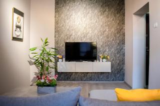 Mito's Apartments - Heart of Skopje with Free Parking - 7