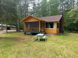 Chickadee Cabin - 4