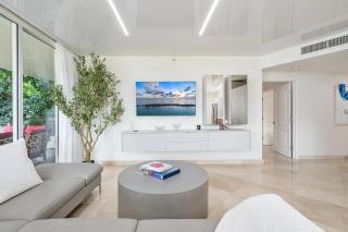 Across from the Ocean 3BR New Intro Pricing Sunny Isles - 3