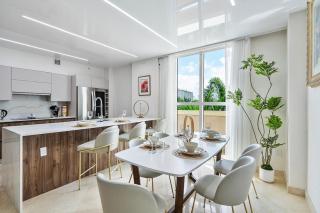 Across from the Ocean 3BR New Intro Pricing Sunny Isles - 9