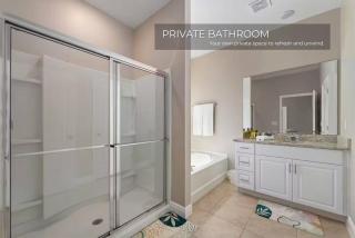 Spacious 5BR 45BA Home w Pool - 4