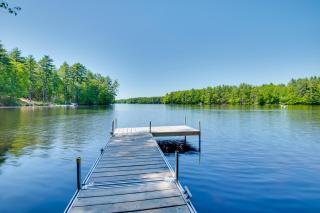 Waterfront Lake Arrowhead Cabin w/ Dock & Fire Pit - 6