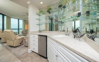 Phoenix IX 607 condo - 7