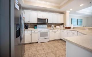 Phoenix IX 607 condo - 5