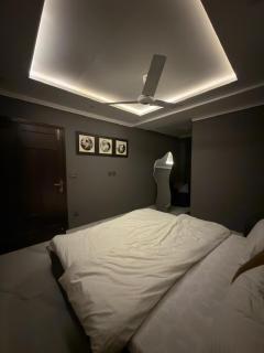 Bahria Royal Residence, Luxury Furnished Apartments in Bahria Town Lahore - 5