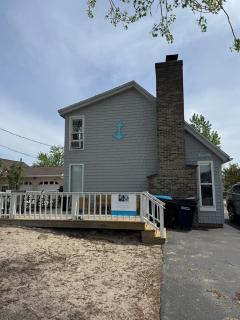 The Family Anchor Beach House at Sodus Point - 9
