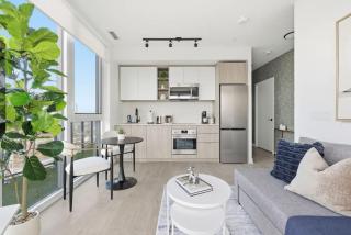 Designer Retreat Modern 2BR w Private Terrace - 8