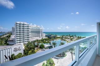 FontaineBleau Ocean & Resort View with Balcony - 2