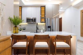 Arena Blanca 502 Ocean View Luxury Condo - 3