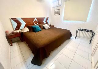 Departamento en Cancún Céntrico con piscina Renta de autos y tours - 2