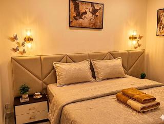 Appartment in Lahore central - 7