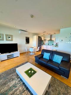 Lovely Ocean Village Apartment with Terrace - 5