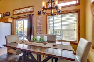 Mtn-View Hilltop Hideaway w/ Deck in Show Low - 4