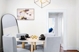 Luxury Montrose Condo with Pool Table Free Wine & Balcony - 2