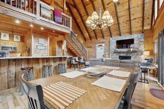 Tenderfoot Lodge - 2