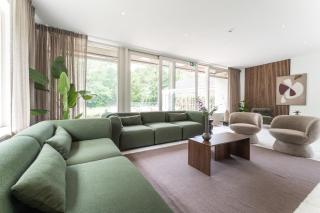 Large 14-Bed Villa Near Tilburg Nature Retreat - 0