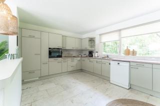 Large 14-Bed Villa Near Tilburg Nature Retreat - Tilburg - 5