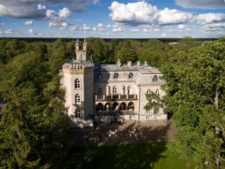 Laitse Castle B&B - 0