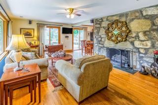 The Rock House at Big Bear Estates - 7