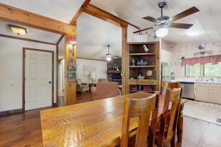Bear Creek Cabin - 4