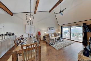 Young's Mountain Hideaway - 6