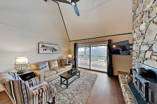 Young's Mountain Hideaway - 1
