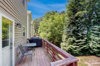 Cool Springs Manor - 8