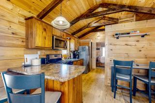 Hillside Hideaway - 1