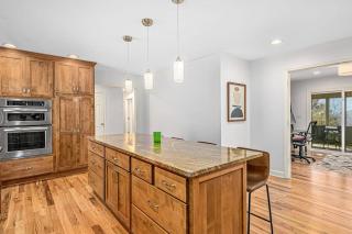 Hi View House - 2