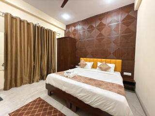 Hotel Rudralok - 1