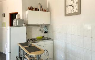 Lovely Apartment In Pisak With Wifi - 6