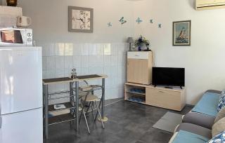 Lovely Apartment In Pisak With Wifi - 3