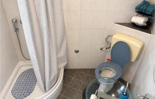 Lovely Apartment In Pisak With Wifi - 1