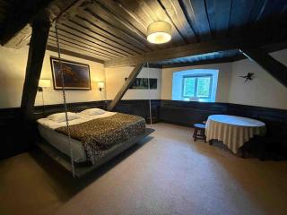 Laitse Castle B&B - 1