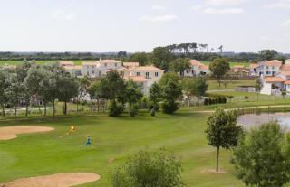 Appartement avec balcon - vue nature - golf - piscine - jusqu'à 6 personnes - 1
