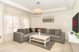 Luxury Appartement with Fully Equipped Pool - 9