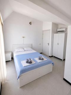 Sunny Beach Hotel - Kobuleti - 3