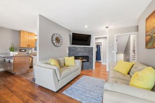 Lakeshore Living - 1
