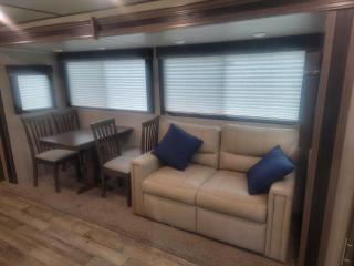Cozy Camper - 1