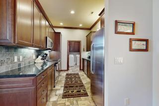 Smoky Mountain Escape - 5