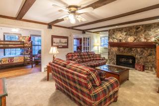 Creekside Lodge - 7