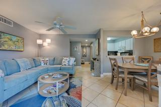 Golf On-Site! Extended Stay 4 Mi to Dtwn Naples - 2