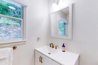 Blue Ridge Cottage - 1