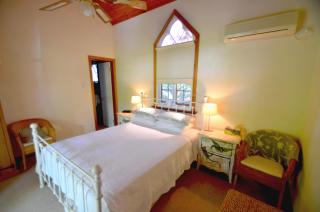 RoseMoore Bed & Breakfast - 7