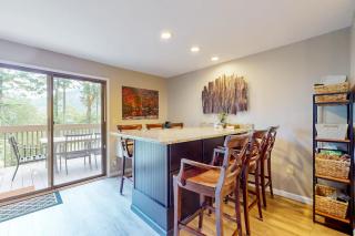 Mountain Lea Hideaway - 2