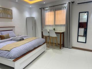 Fully equipped modern studio in Dakar - 6
