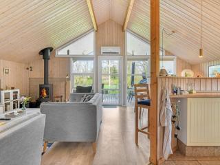 5 star holiday home in Oksbøl - 9