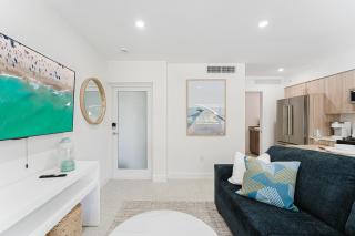 The Cabana - Boca Boutique Pool Suite - 2