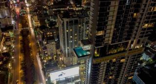 Stunning DowntownPlace amazing cityview in Satorn - 5